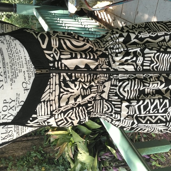 Womens Forever 21 tribal print mini sundress size medium NWOT - Picture 2 of 4